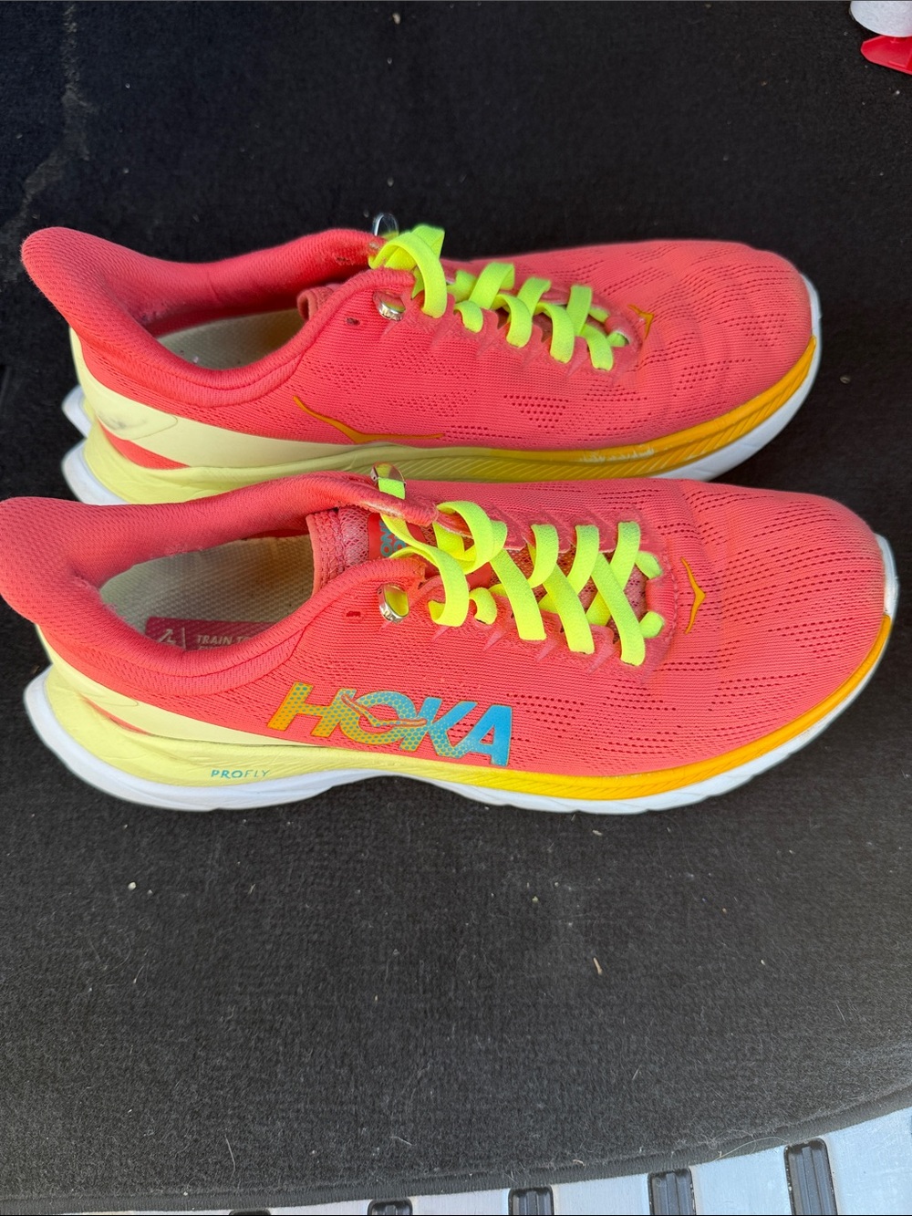 Hoka One One Mach 4 Pro Fly Hot Coral Size 8B - Picture 3 of 10